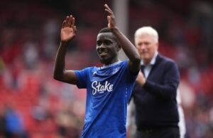 WELCOME BACK NEWS: Everton FC legend player idrissa gueye has finally return back to the club after he was sacked for.... see more - Uncategorize 