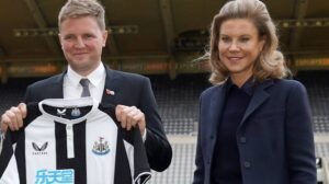 BREAKING NEWS:Newcastle united fans react shock as the head coach Eddie Howe officially Announced his divorce with his wife his wife Vicki Howe concerning....see more - Uncategorize 