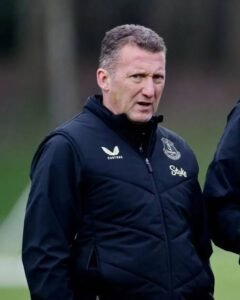 BOMBSHELL ANNOUNCEMENT: Everton FC legend Billy McKinlay  (Assistant Manager) has been suspended indefinitely following his arrest for collecting.... see more - Uncategorize 