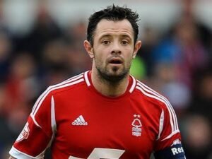 BOMBSHELL ANNOUNCEMENT: Nottingham forest Andy Reid (Assistant Manager) has been suspended indefinitely following his arrest for collecting.... see more - Uncategorize 