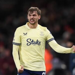 WELCOME BACK NEWS: Everton FC midfielder kiernan Dewsbury-Hall has finally come back after he was sacked for disobeying his.... see more - Blog 