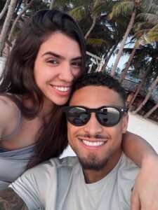 SHOCKING News:Wolverhamton Legendary joao Gomes confirmed that his wife mylla Vieria was been Sleeping with the H….see more - Uncategorize 