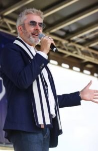 BREAKING NEWS: Excitement hit Gmhba Stadium, as the Geelong Board, through President Grant Mcvabe sent message to Geelong Head Coach Chris scott, fans, and the broader community. Coach Chris Scott then made a major announcement, naming Max Holmes the new….. See more | images-56-195x300 BREAKING NEWS: Excitement hit Gmhba Stadium, as the Geelong Board, through President Grant Mcvabe sent message to Geelong Head Coach Chris scott, fans, and the broader community. Coach Chris Scott then made a major announcement, naming Max Holmes the new….. See more - Uncategorize