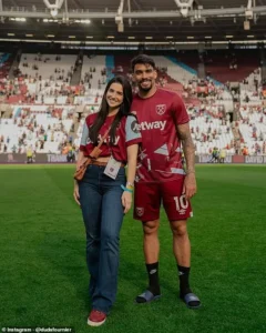 SHOCKING NEWS:Westham united Star Lucas paqueta officially divorced with his wife Maria Eduarda Fournier(Duda Fournier)after he find out that she was sleeping with......see more | CgAGVWgYd8eAf9NhAAHTAxGrA-8560.jpg-240x300 SHOCKING NEWS:Westham united Star Lucas paqueta officially divorced with his wife Maria Eduarda Fournier(Duda Fournier)after he find out that she was sleeping with......see more - Uncategorize