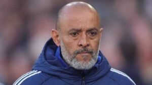SHOCKING NEWS: Nottingham forest F.C Former manager Sean Dyche has been suspended for Sleeping with legendary R….see more - Blog 