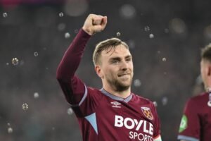 SHOCKING NEWS:Westham united captain Jarrod Bowen Has shocked the entire EPL community as he signed a contract worth about $909.9 million with H….see more - Uncategorize 