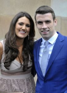 IT'S OVER BETWEEN US: Everton FC defender Séamus Coleman (Captain) has finally separated with his wife  Rachel for accusing him of.... see more - Uncategorize 