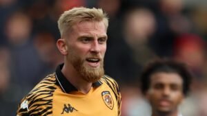 BREAKING NEWS:Excitement hit MKM Stadium as the head coach Sergej Jakirović make major announcement of making star Oli McBurnie the new senior C......see more - Uncategorize 