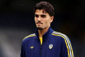GOOD BYE SAD NEWS:Leed united defender Pascal Struijk has officially announced his departure from the club stating his reasons that…. see more - Uncategorize 