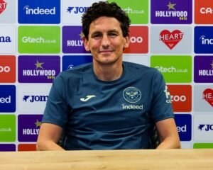 DEAL ACCEPTED: Brentford news head coach Keith Andrewshas just signed a…..see more - Uncategorize 