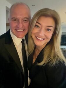 BOMBSHELL ANNOUNCEMENT:Wolverhampton legend Steve Bull reportedly filed divorce with his wife and explain in social media that she has been sleeping with….see more | images-21-1-225x300 BOMBSHELL ANNOUNCEMENT:Wolverhampton legend Steve Bull reportedly filed divorce with his wife and explain in social media that she has been sleeping with….see more - Uncategorize
