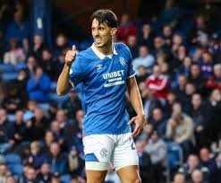 DEAL ACCEPTED: Leeds United has officially completed a stunning deal to sign a new Forward Bojan Miovski from…. See more | images-6-4 DEAL ACCEPTED: Leeds United has officially completed a stunning deal to sign a new Forward Bojan Miovski from…. See more - Uncategorize