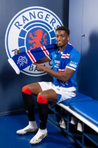 UNBELIEVABLE: Rangers FC Central Defender Emmanuel Fernandez Has just signed a new contract....see more - Uncategorize 