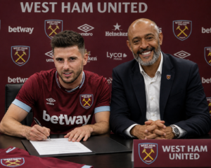 DEAL ACCEPTED: West Ham United F.C. has officially completed a deal to sign a new Midfielder Mason Mount from….see more | IMG_7730-300x240 DEAL ACCEPTED: West Ham United F.C. has officially completed a deal to sign a new Midfielder Mason Mount from….see more - Uncategorize