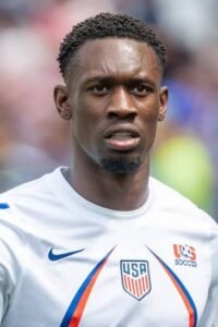 DEAL ACCEPTED: Tottenham Hotspur FC Has Officially completed the signing deal of a new talented Striker Folarin Balogun from.... see more - Uncategorize 