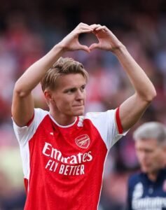 DEAL ACCEPTED:  Manchester United  has officially complete a deal to sign a talented attacking  midfielder Martin Ødegaard  from…. See - Uncategorize 